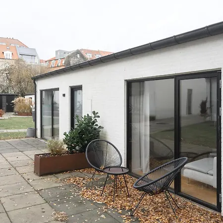 Lägenhet Private Townhouse With A Terrace - 156